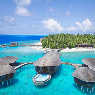Super luxury St Regis Hotel in the Maldives by Omnimundi