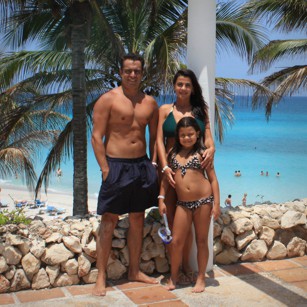 Omnimundi family picture inside a luxury hotel in Varadero beach in Cuba